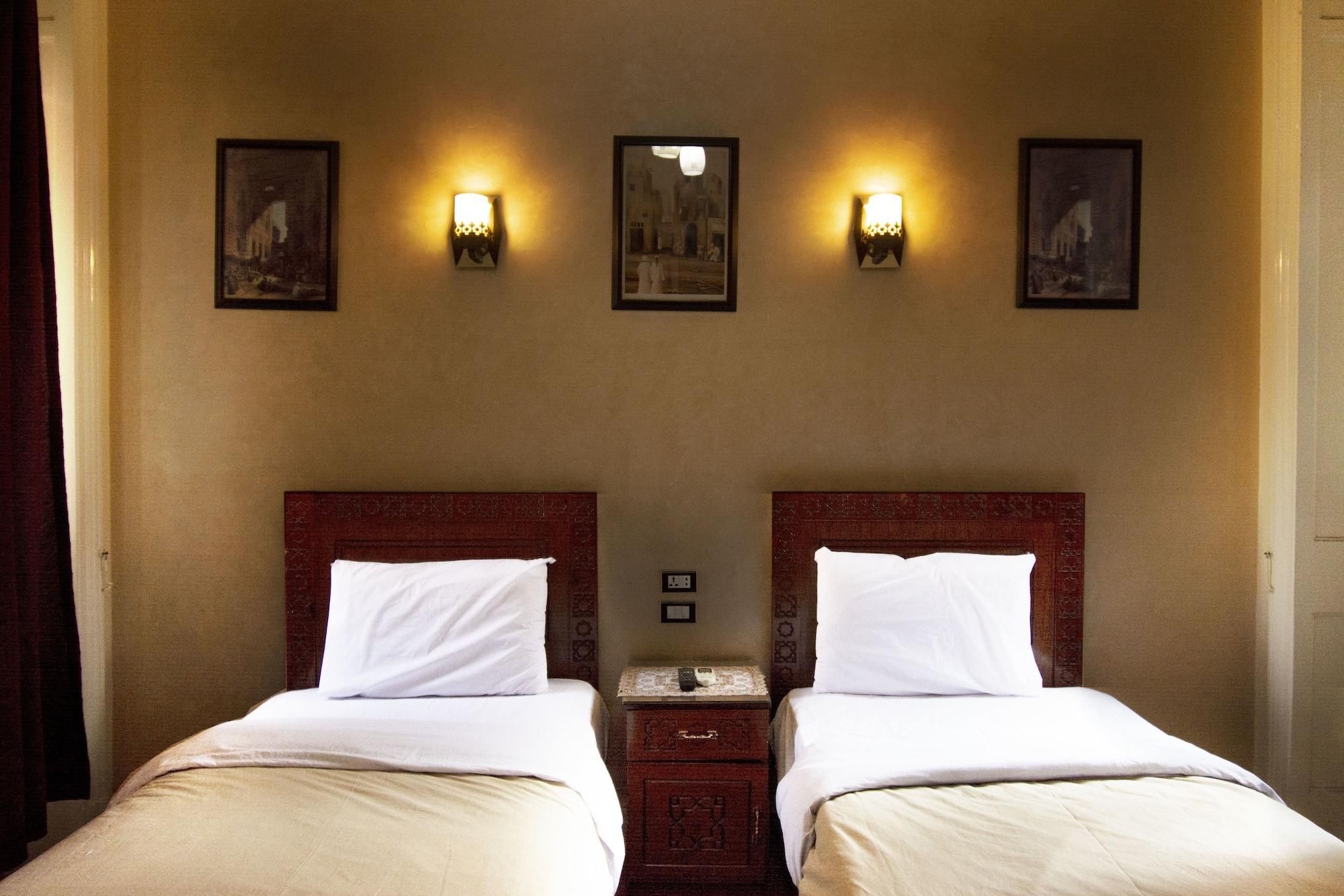 Minerva Downtown Hostel Le Caire Extérieur photo